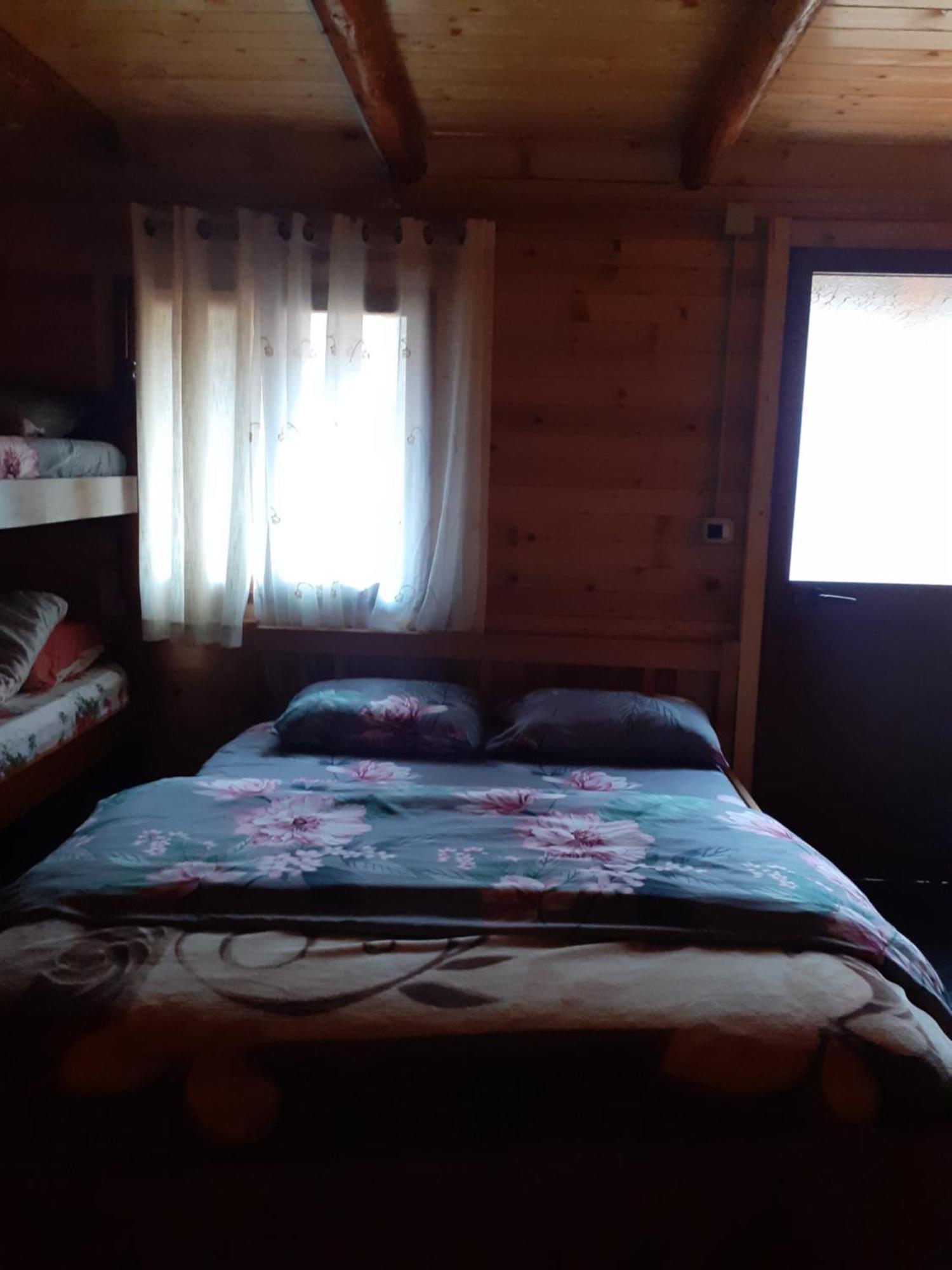 Guesthouse Dioni Valbone Ngoại thất bức ảnh